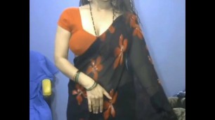 Desi Aunty Live Cam Show