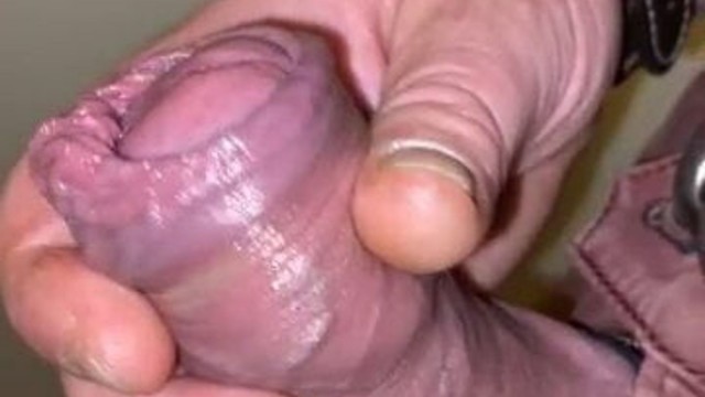 Big shiny foreskin knob with cumshot