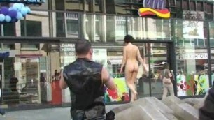 Naked Chick Miriam Has Fun on Public Streets